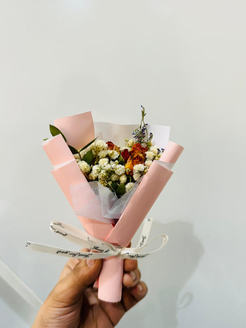 Love Infinite Mini Bouquet