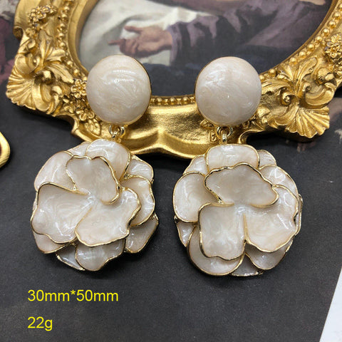 Bridgerton Drop Earrings