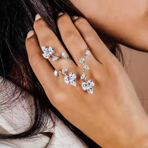 Sparkling Flora Ring